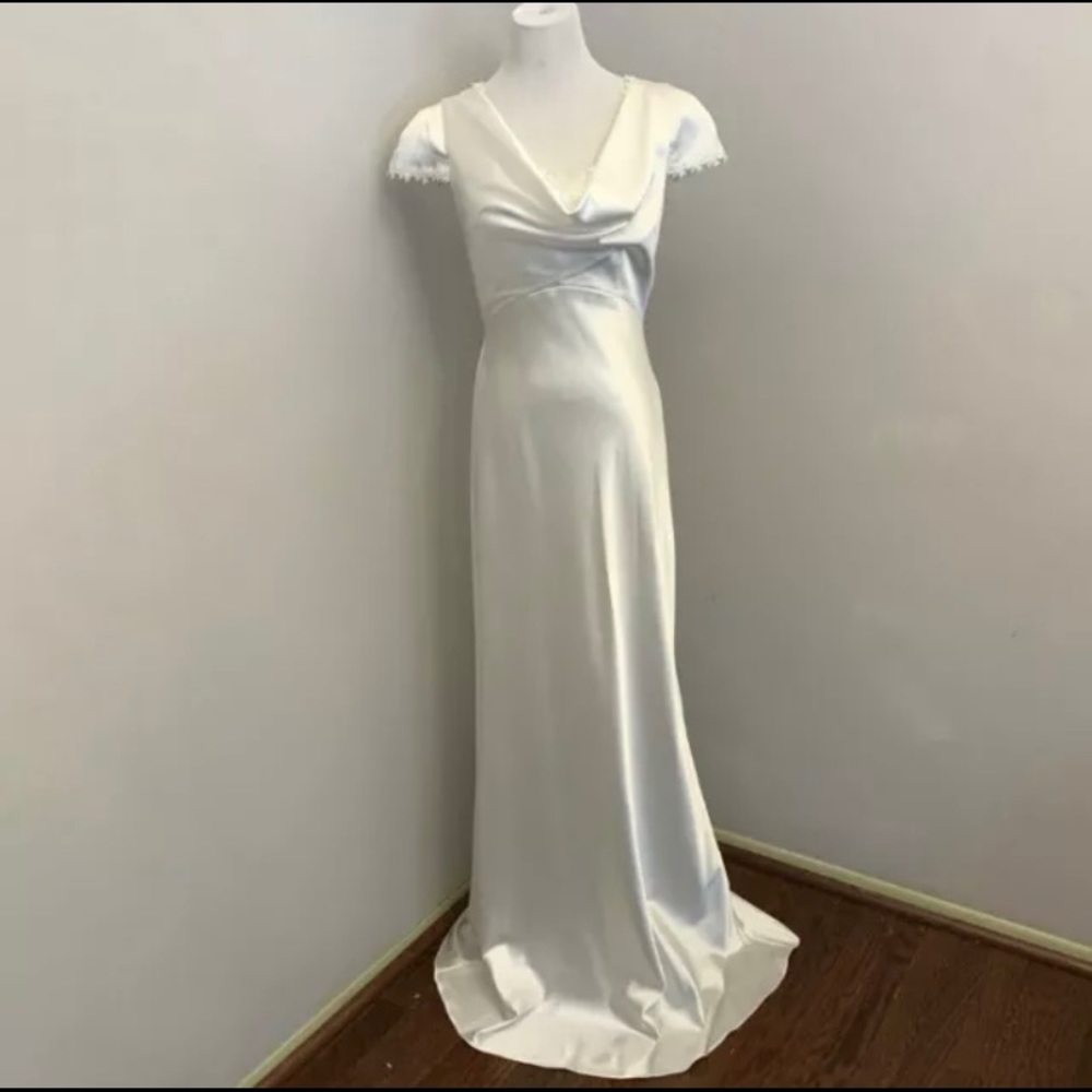 ELIZA J SATIN/CAP SLEEVE/LACE TRIM/COWL NECK/ GOWN